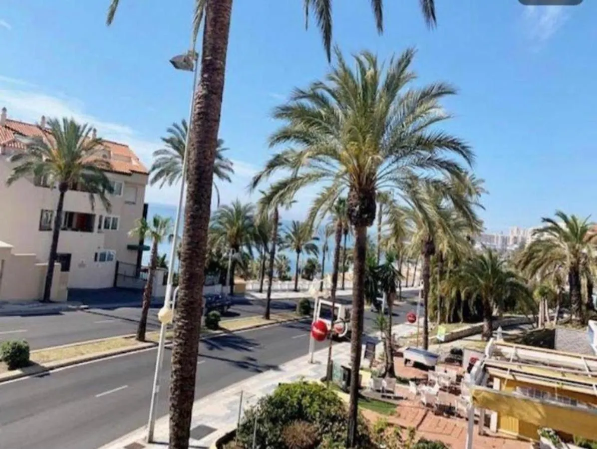 Precioso Apartamento Cerca De La Playa. Lägenhet Benalmádena