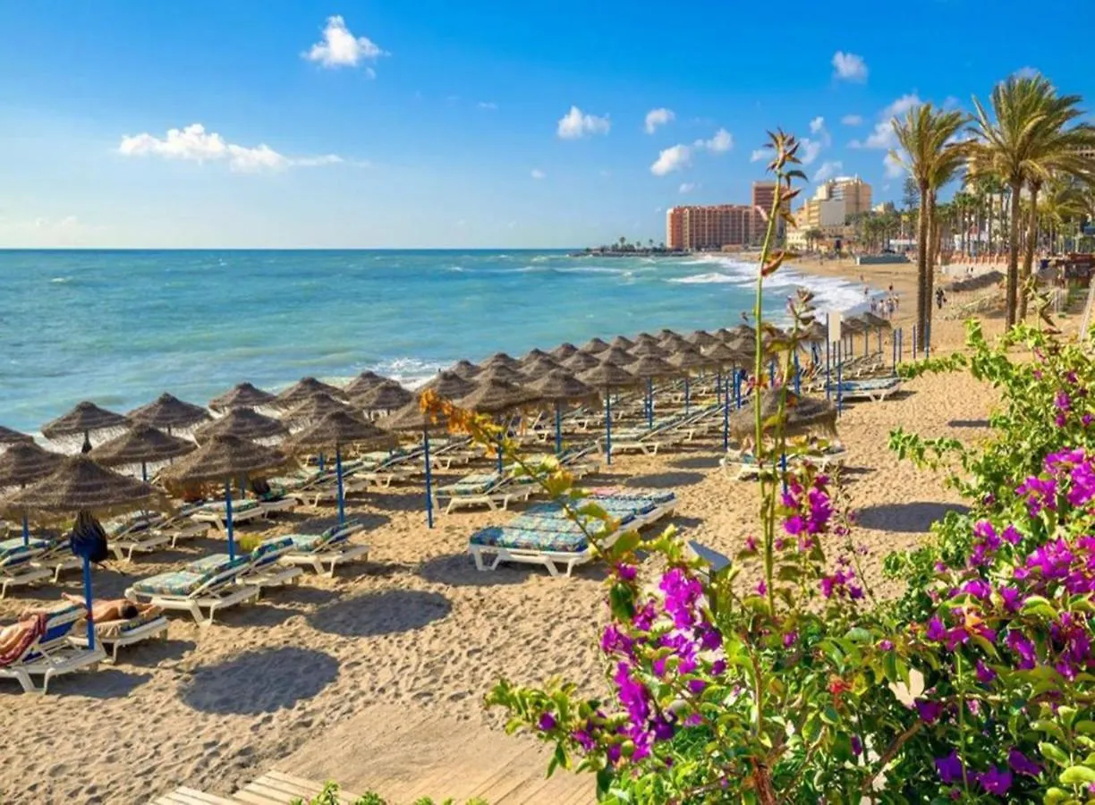 Precioso Apartamento Cerca De La Playa. Lägenhet Benalmádena